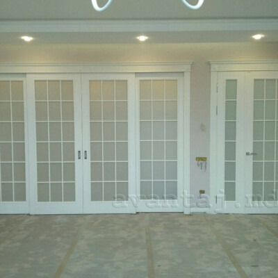 Uși glisante la comanda