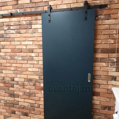 Uși glisante la comanda