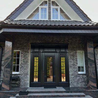 Uși de intrare la comanda Chisinau